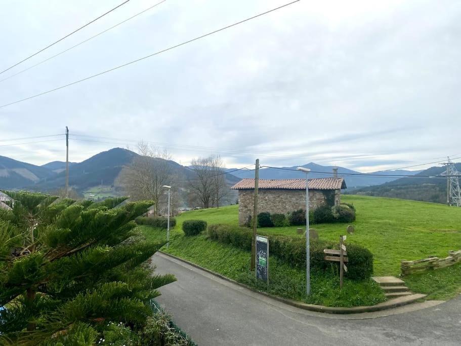 Appartement Bilbo Near Atico Rural Con Terraza à Basauri Extérieur photo