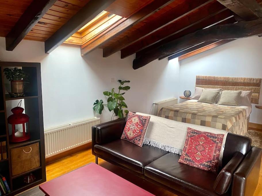 Appartement Bilbo Near Atico Rural Con Terraza à Basauri Extérieur photo
